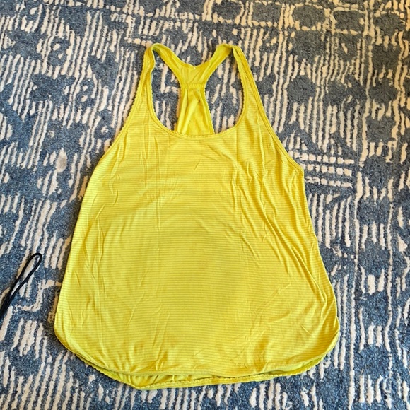 Women's Lululemon tank top - Picture 1 of 2
